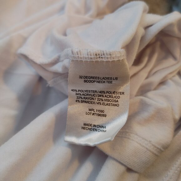 32 DEGREES Heat Long Sleeve Bundle Size S (2 Pack It Has One New In It) - Picture 8 of 10